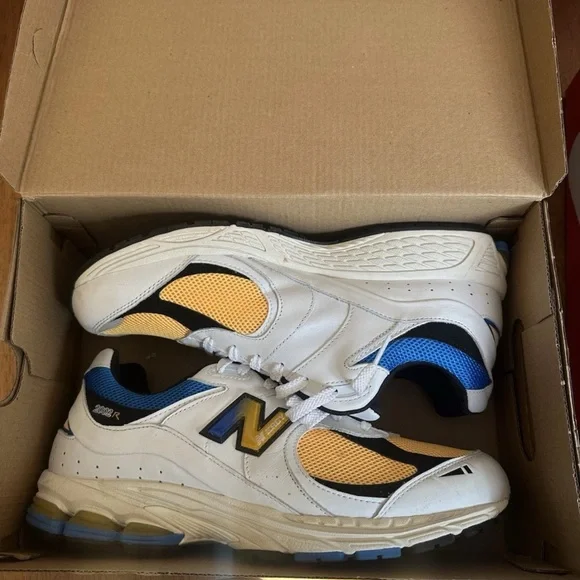 New Balance 2002R Vibrant Apricot Size 9.5 - Picture 6 of 6